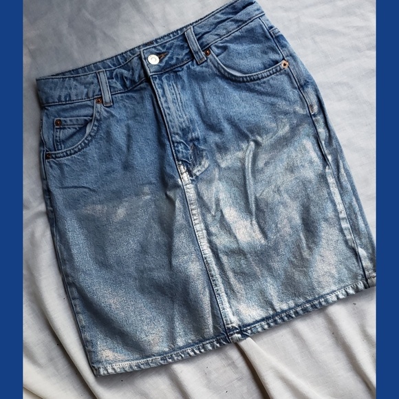Topshop Dresses & Skirts - Top Shop MOTO ombre metallic denim jean jeans mini skirt